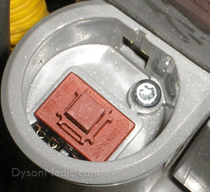 How to repair a Dyson DC04 switch repairing a dyson DC04 cable